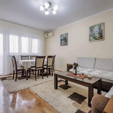View 00-24 Apartment Belgrade