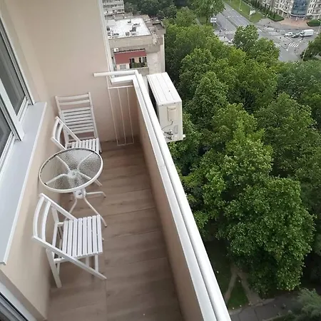 Apartment View 00-24 *
